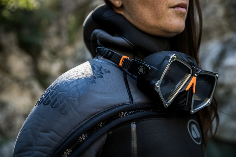 Apeks VX2 Dive Mask - Image 4